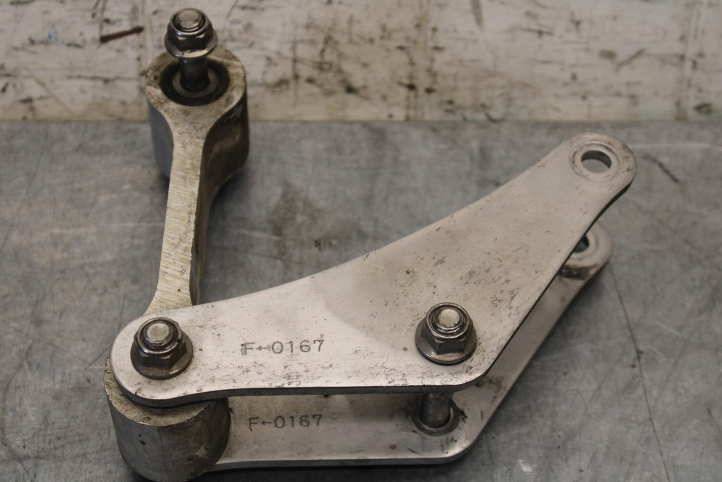 2011 Kawasaki Ninja ZX10R ZX1000K ABS REAR DOGBONE SHOCK LINKAGE LINK BB555