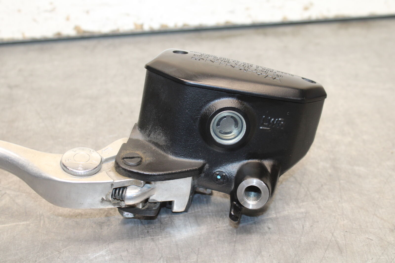 18-24 KAWASAKI NINJA 650 FRONT BRAKE MASTER CYLINDER w/ LEVER BB725