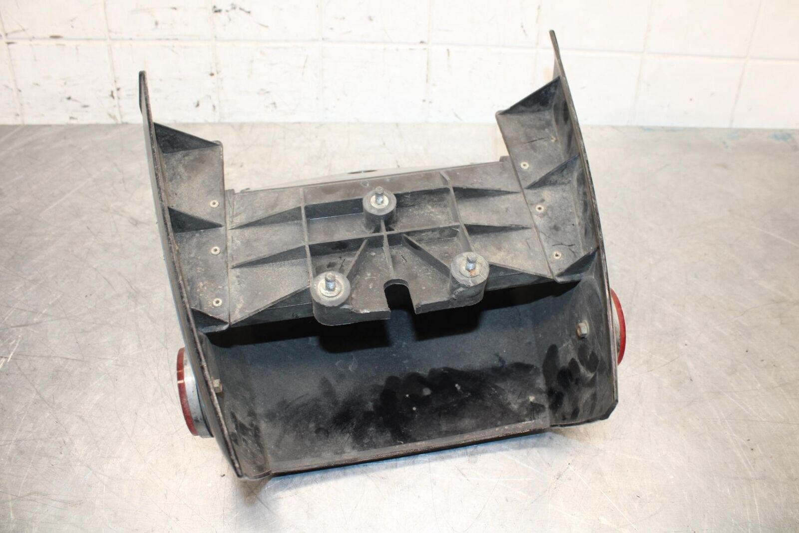 1983 Suzuki GS850G REAR BACK TAIL FAIRING COWL SHROUD