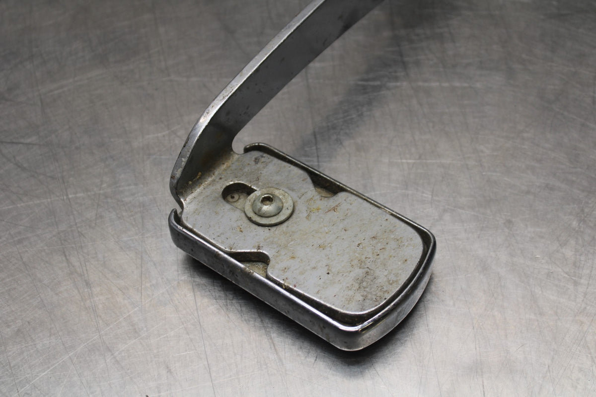 08 HARLEY-DAVIDSON ELECTRA GLIDE POLICE EFI FLHTPI RIGHT FOOT BRAKE PEDAL BB816