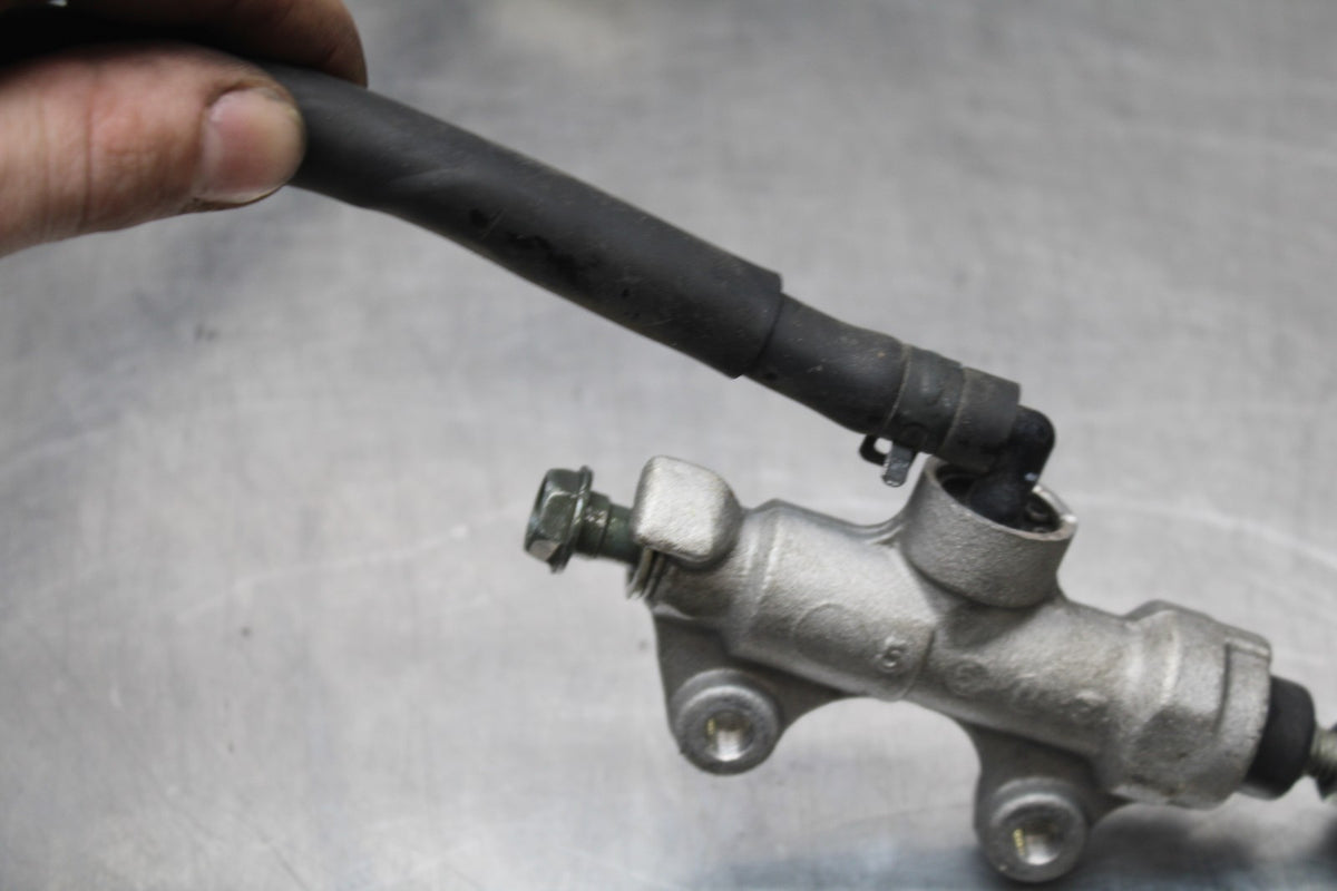 06 KAWASAKI NINJA 650 EX650 REAR BACK BRAKE MASTER CYLINDER W RESERVOIR BB823