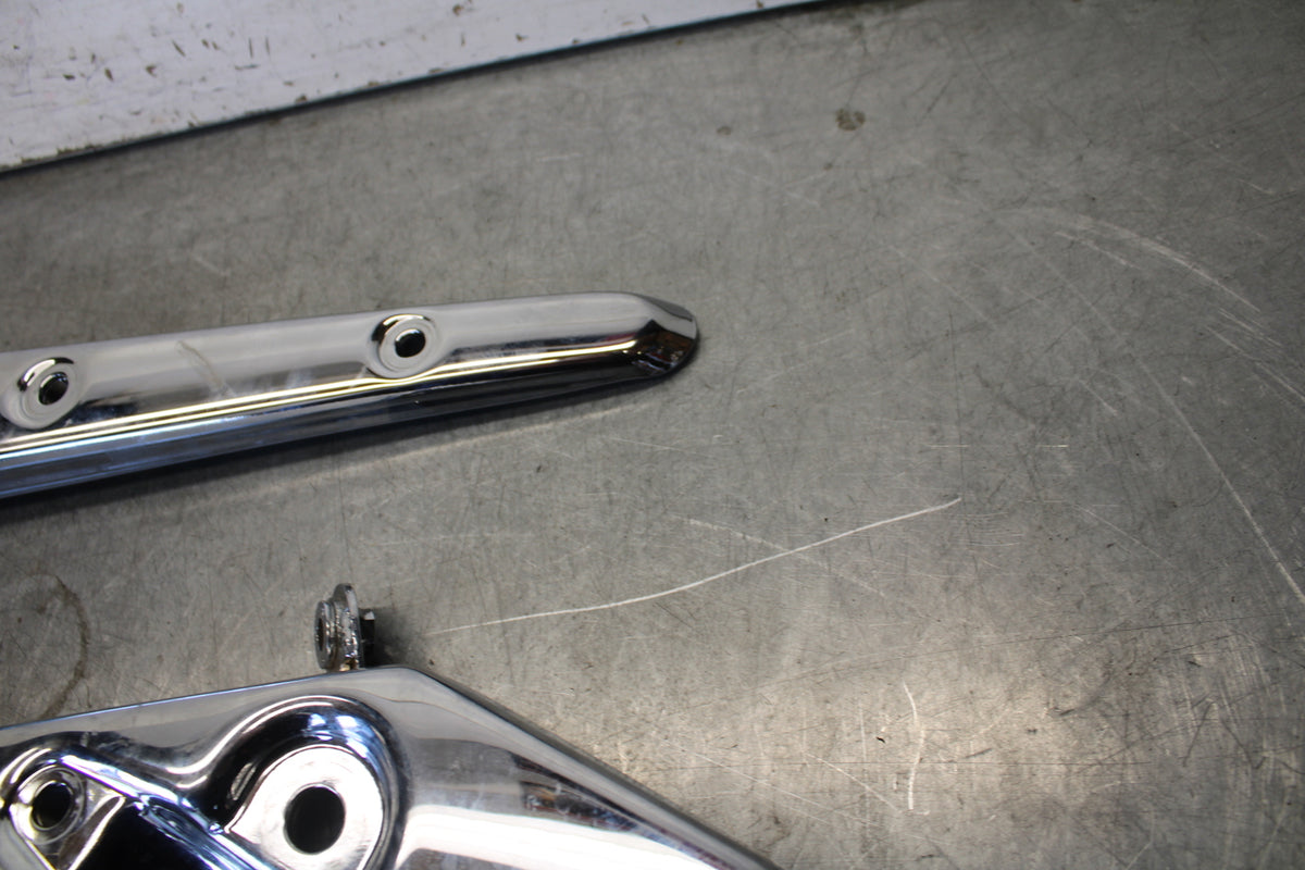 2008 Honda VTX1300C REAR BACK FENDER SUPPORT FRAME SUBFRAME bb673