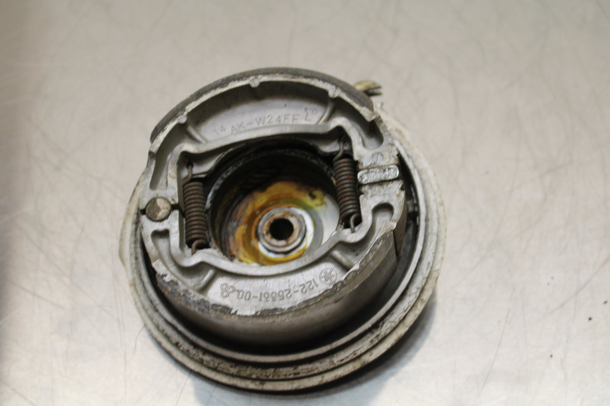69-70 YAMAHA L5T RIGHT FRONT BRAKE DRUM BB138