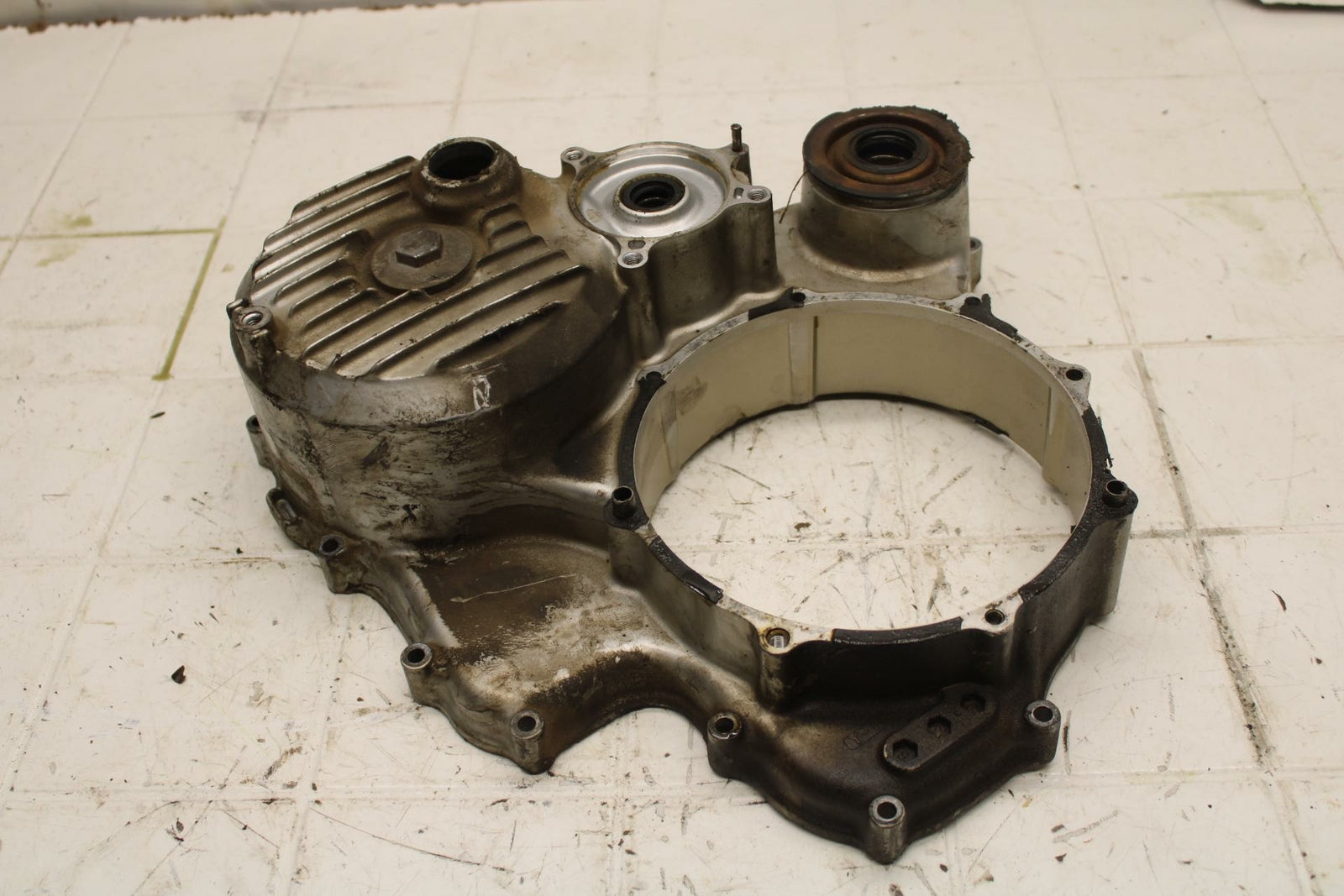 84-87 HONDA GOLDWING 1200 CLUTCH SIDE ENGINE MOTOR COVER BB406