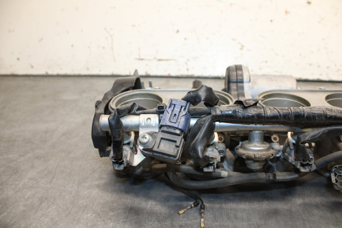 07-08 YAMAHA YZF R1 MAIN FUEL INJECTORS / THROTTLE BODIES BB724