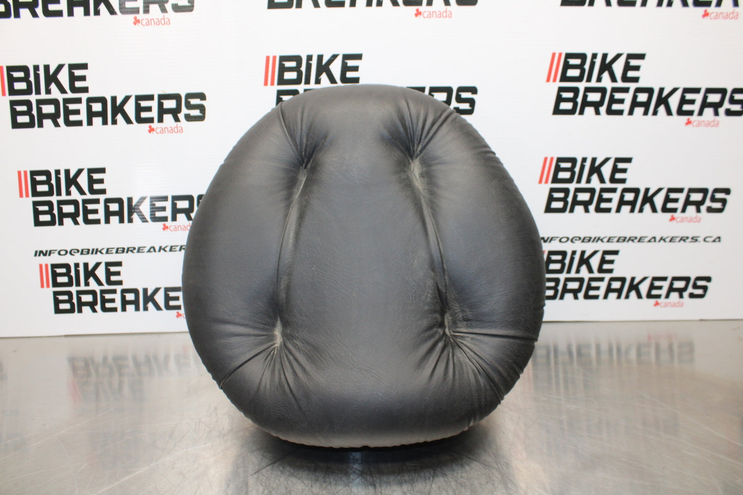 09 YAMAHA ROYAL STAR XVZ1300TF VENTURE REAR BACK PASSENGER SEAT BB151