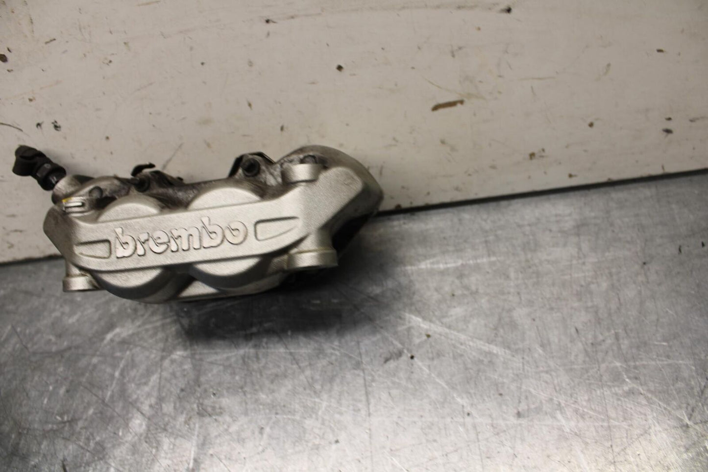 16-18 KTM 690 DUKE  FRONT BRAKE CALIPER BB631