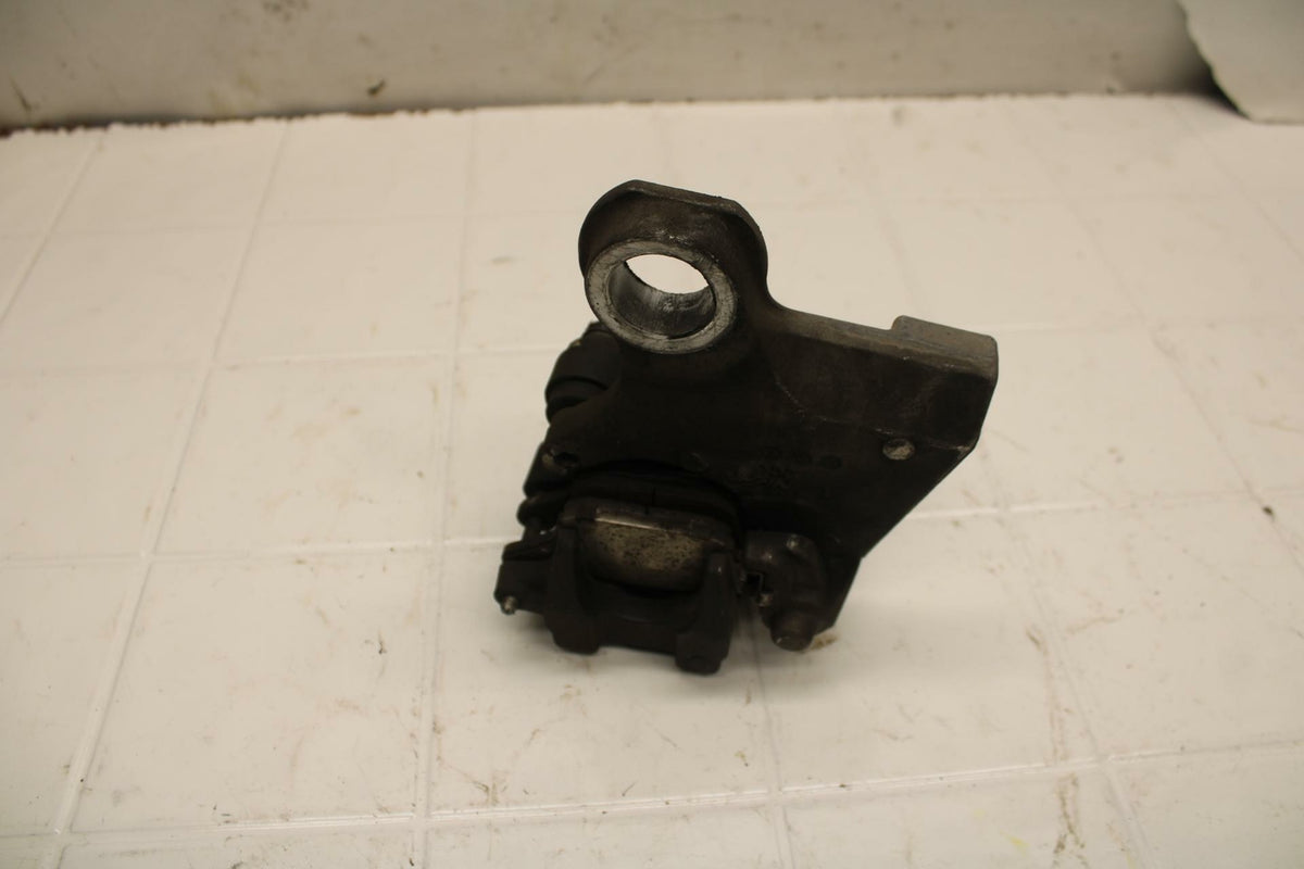 08-16 YAMAHA YZF R6 REAR BACK BRAKE CALIPER W MOUNT BRACKET BB406