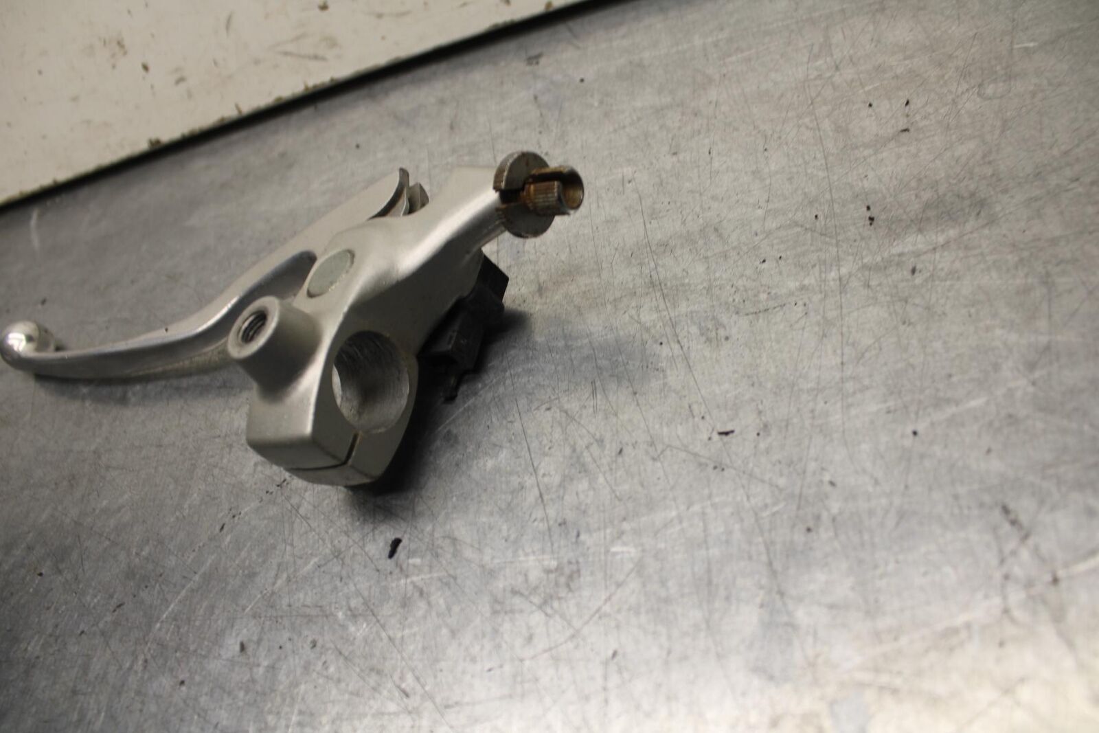 1996 Kawasaki Vulcan 800 VN800B Classic CLUTCH PERCH MOUNT WITH LEVER  BB93