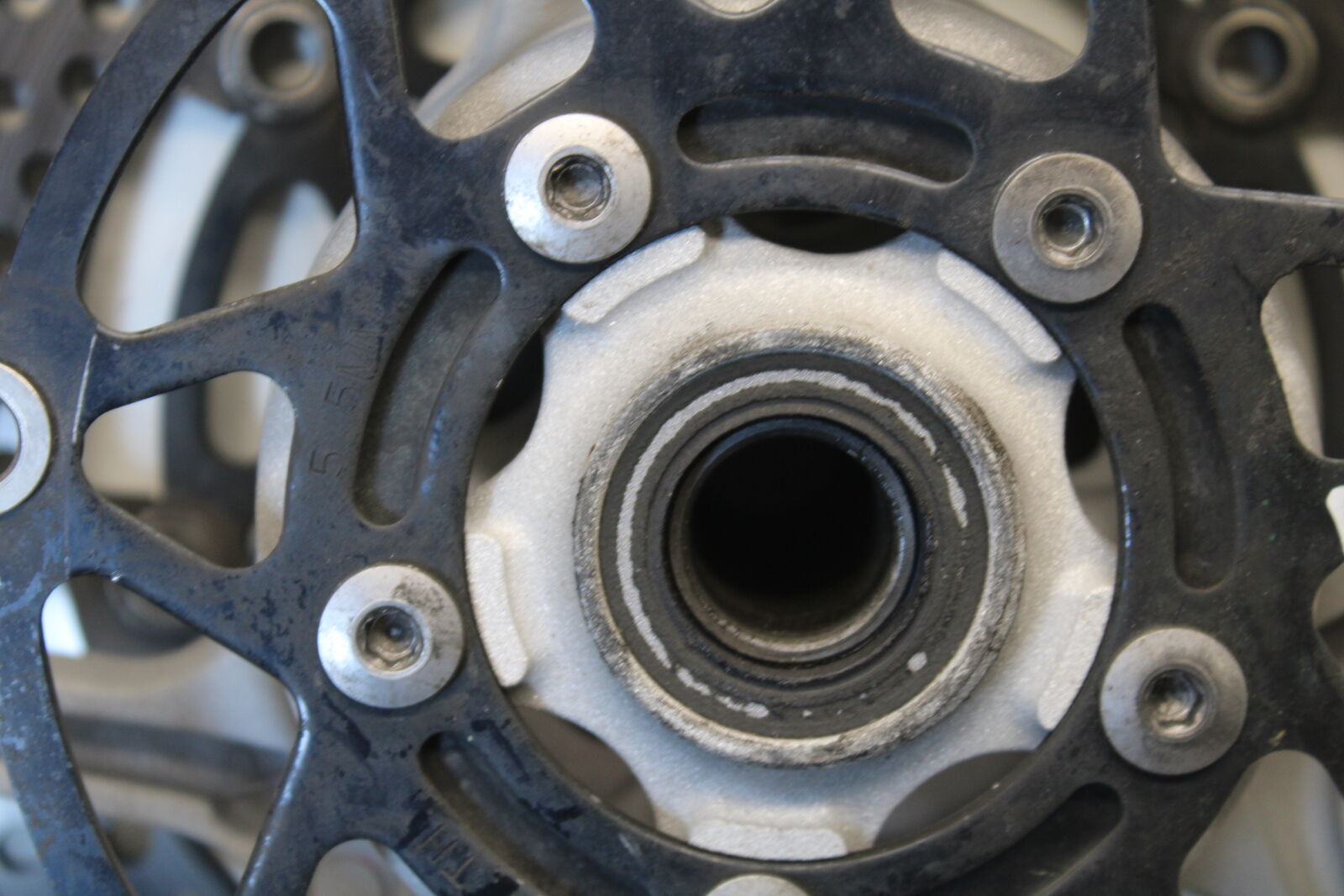 09-12 KAWASAKI NINJA ZX6R FRONT WHEEL AND LEFT RIGHT BRAKE ROTORS DISCS BB656