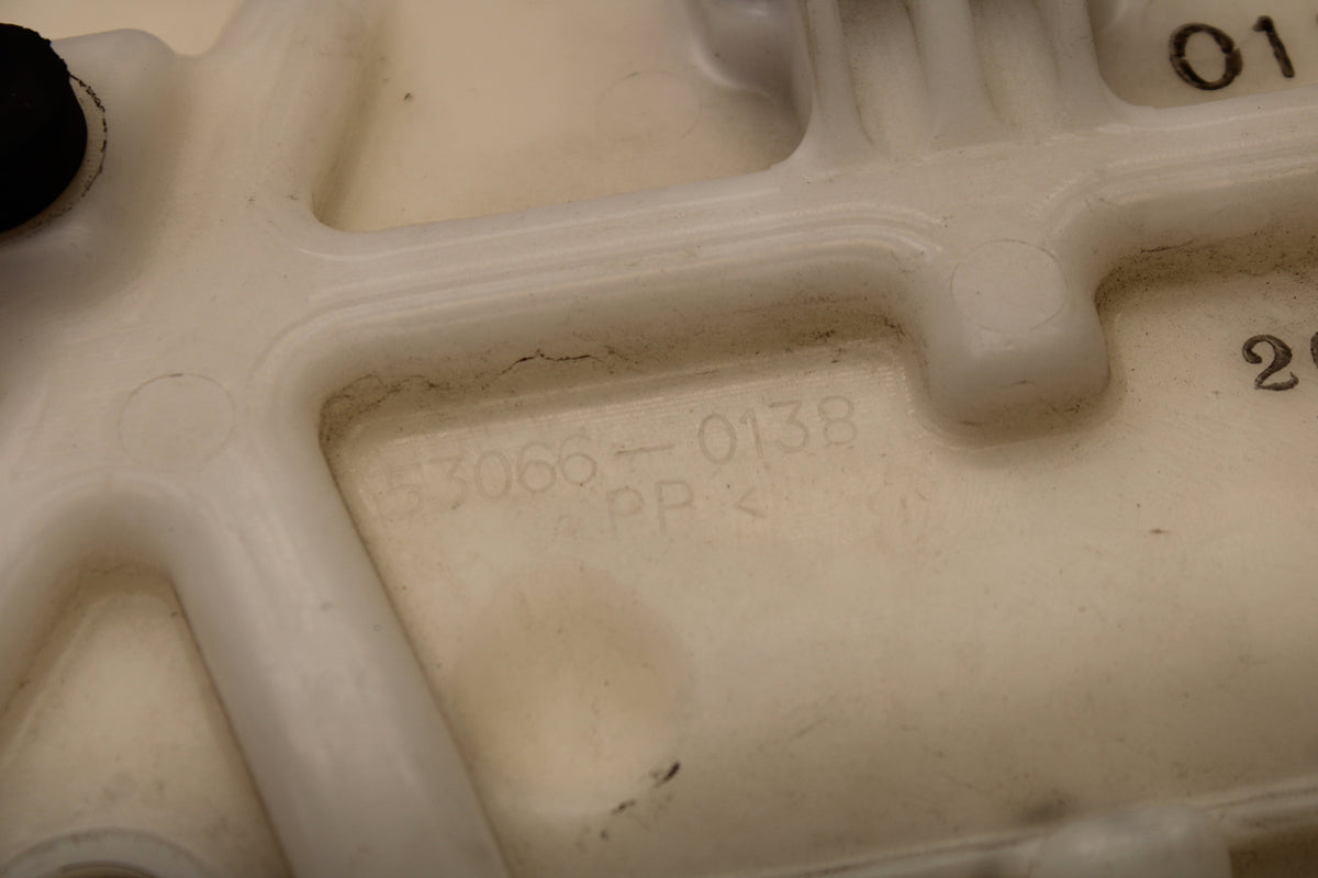 07 KAWASAKI Z1000 FRONT DRIVERS SEAT PAD SADDLE PILLION BB148