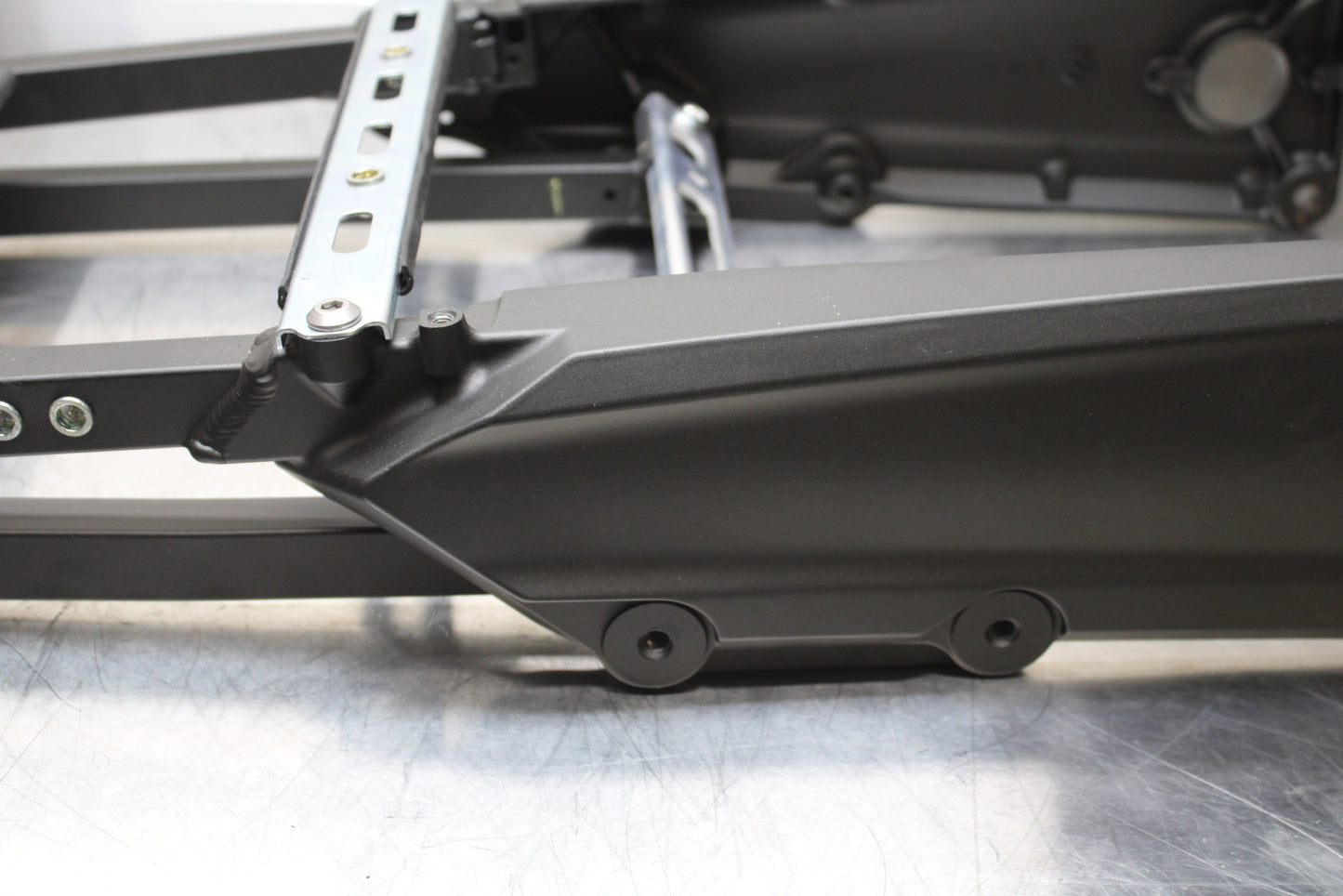 23-24 KAWASAKI NINJA ZX14R NEW!! REAR SUBFRAME BACK SUB FRAME BB141