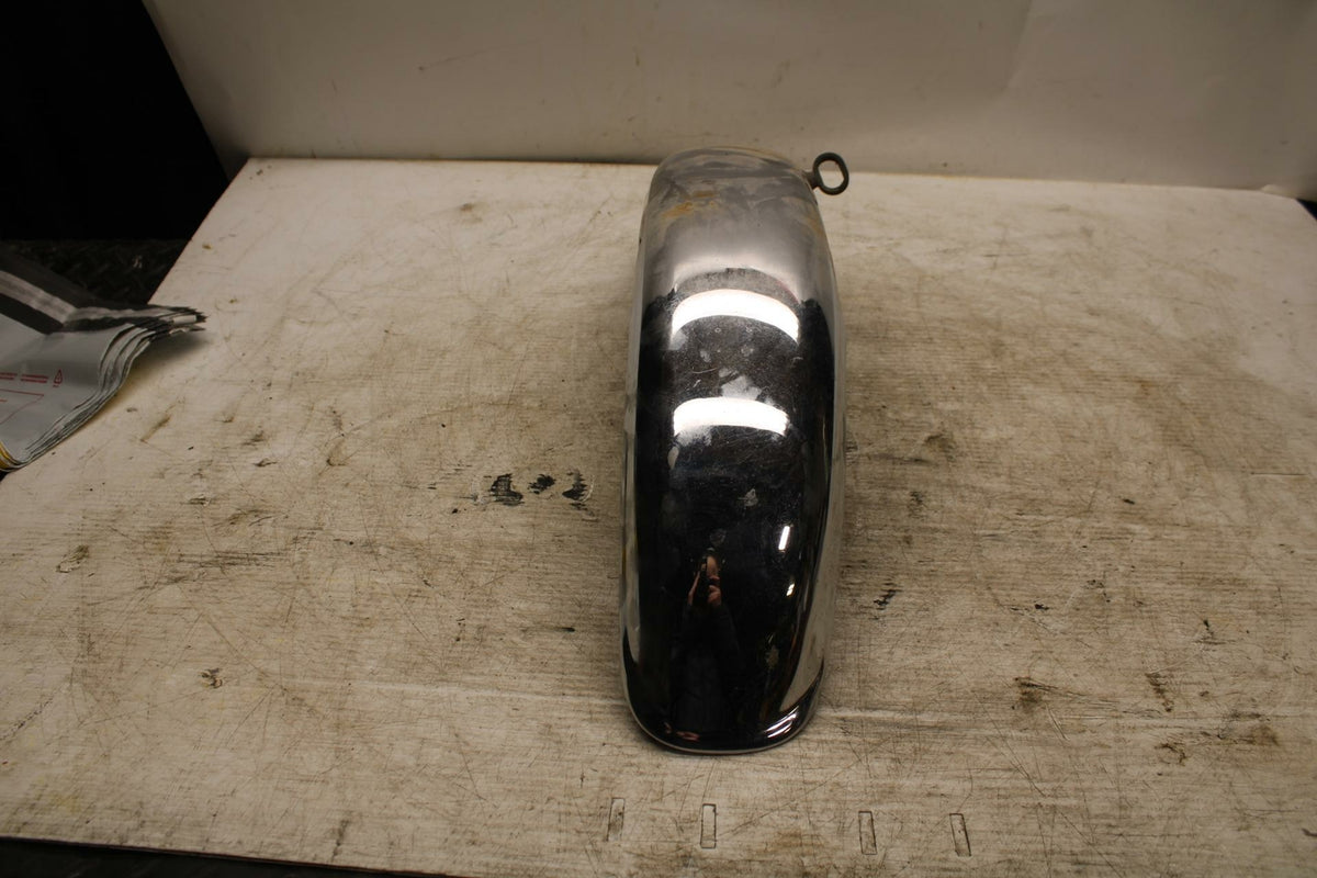 81 YAMAHA XS1100 FRONT WHEEL FENDER BB377