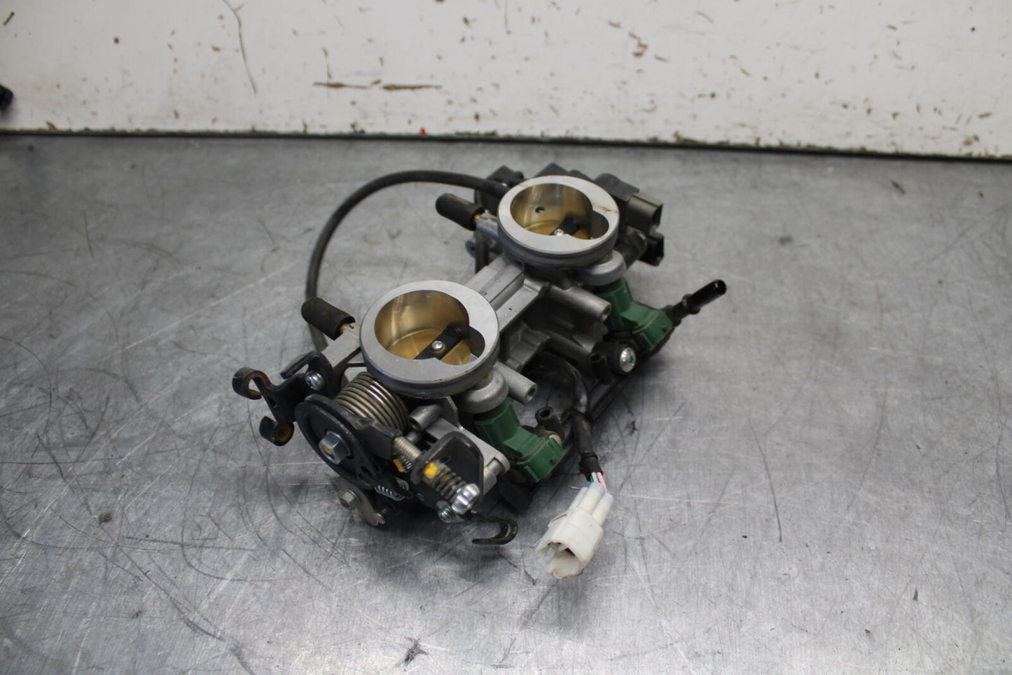 12-17 KAWASAKI ER-6N Z650 MAIN FUEL INJECTORS / THROTTLE BODIES BB709