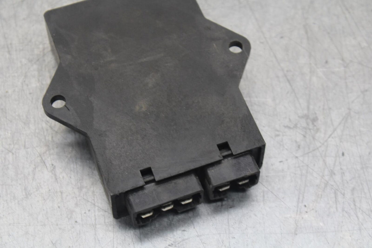 1988 Yamaha FZ600 ECU COMPUTER CONTROLLER UNIT BLACK BOX ECM CDI  BB601