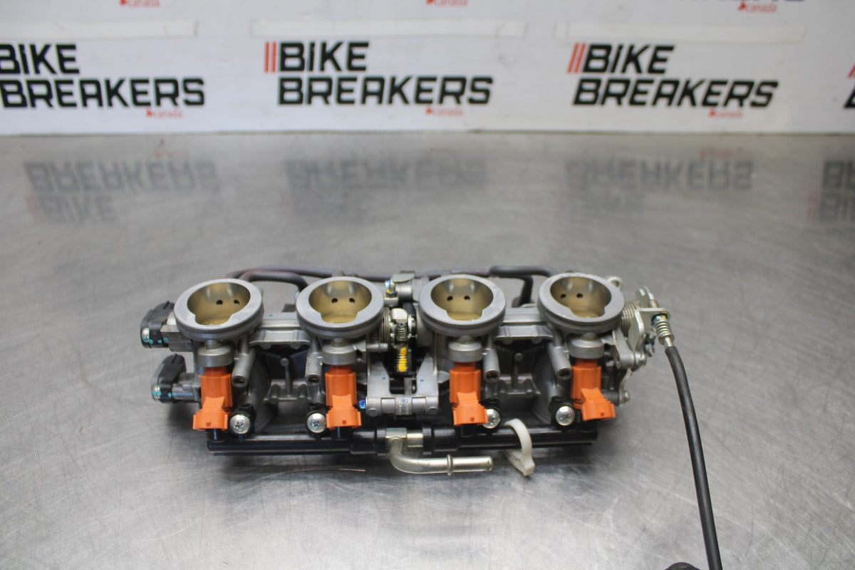 13-18 KAWASAKI NINJA ZX6R MAIN FUEL INJECTORS / THROTTLE BODIES BB915