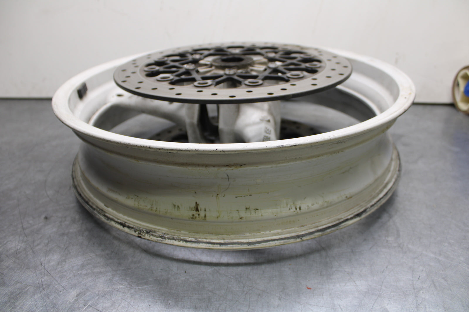 08-10 SUZUKI GSXR 600 FRONT WHEEL FRONT RIM BB753