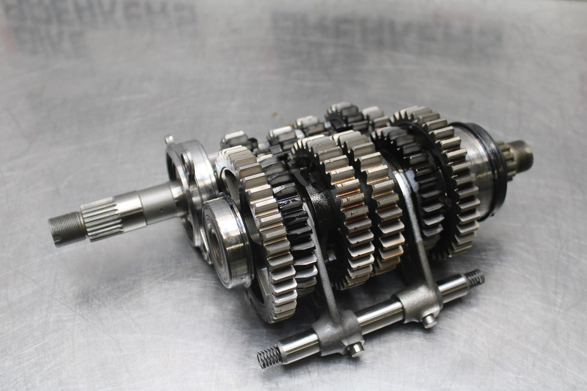 18 YAMAHA YZF R1  ENGINE MOTOR TRANSMISSION TRANNY GEARS BB838