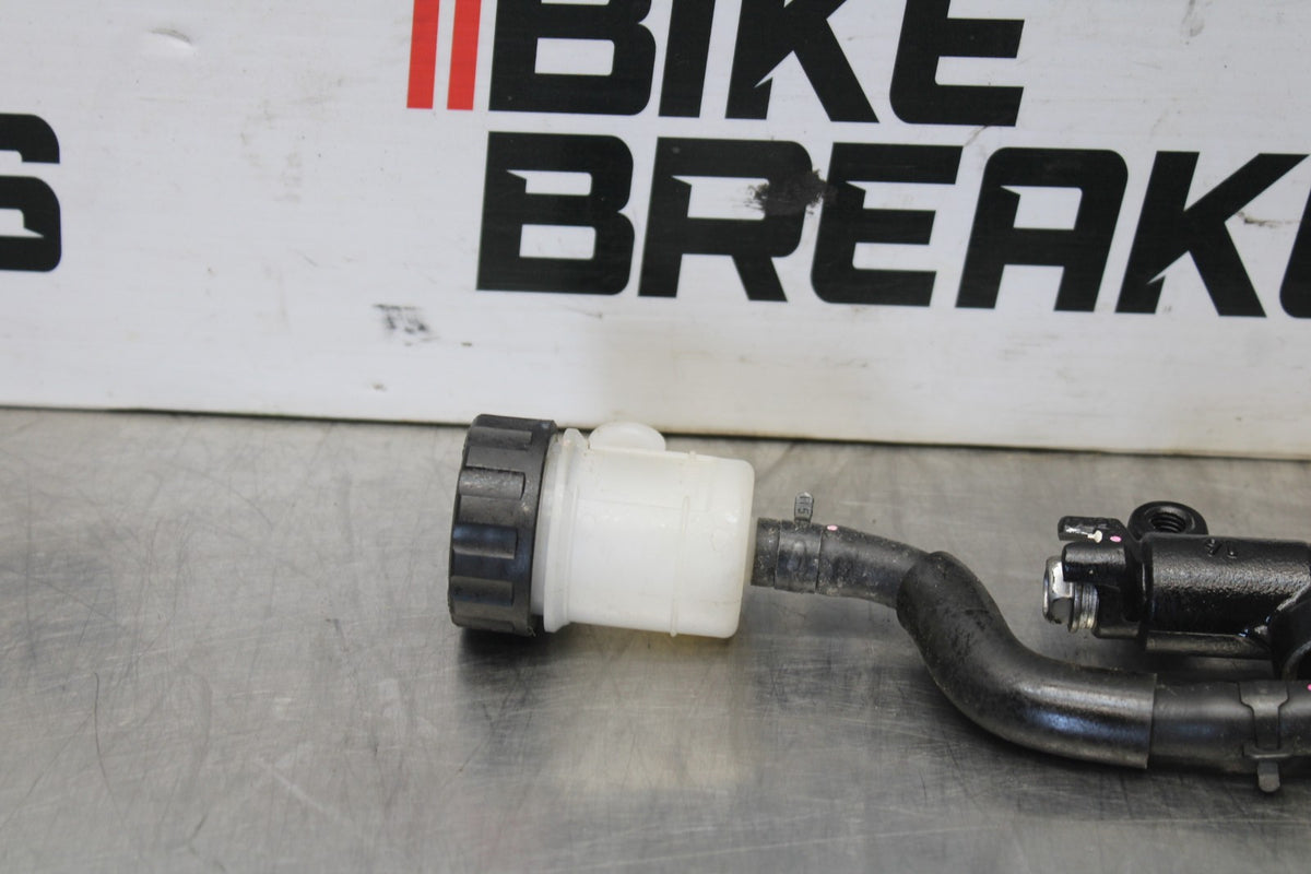 23-26 KAWASAKI NINJA ZX4RR REAR BACK BRAKE MASTER CYLINDER W RESERVOIR BB898