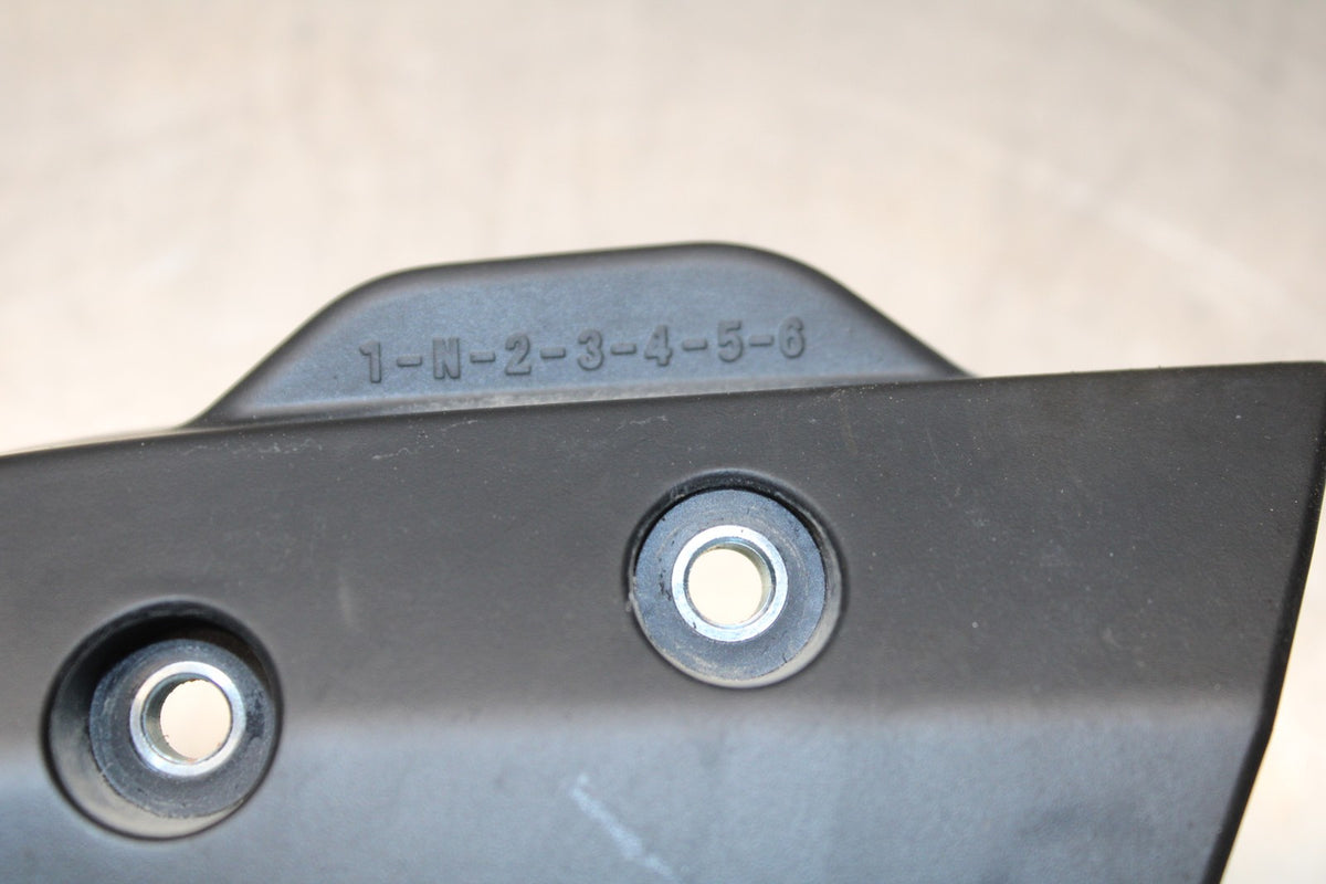 22-25 YAMAHA YZF R7 ENGINE SPROCKET COVER BB850