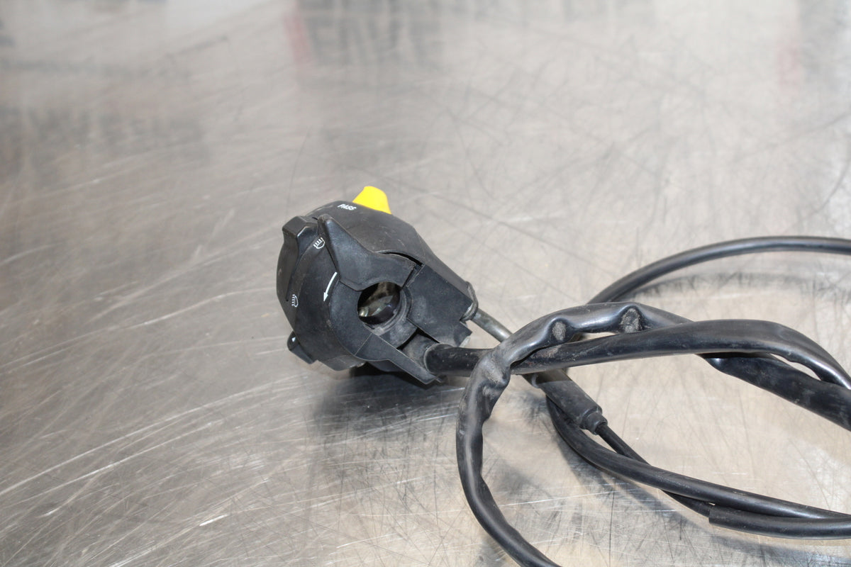 08 MOTO GUZZI BREVA 750 LEFT CLIP ON HANDLE HORN SIGNALS SWITCH SWITCHES BB154