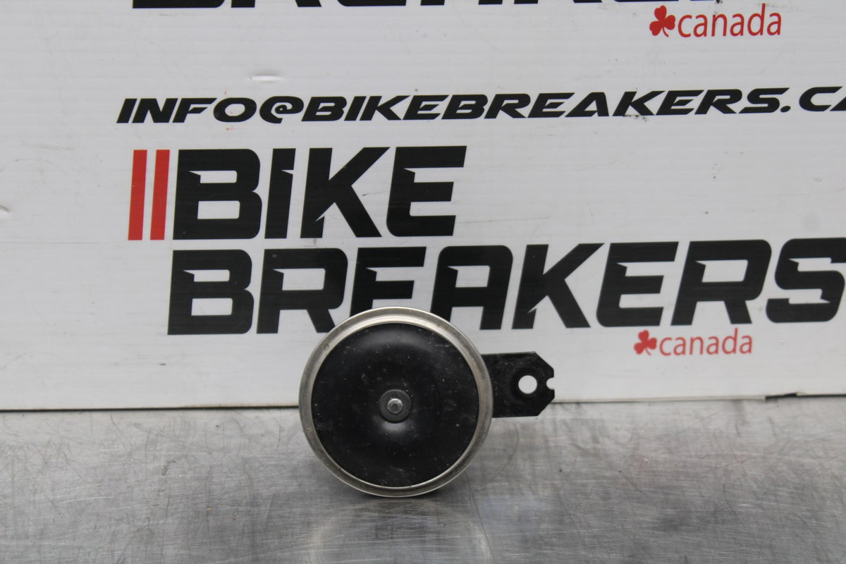 22-25 YAMAHA YZF R7 HORN SIGNAL BB769