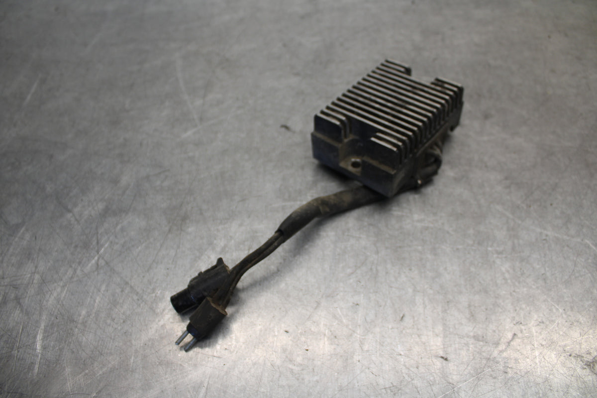 04-16 HARLEY-DAVIDSON SPORTSTER 883 RECTIFIER VOLTAGE REGULATOR BB680