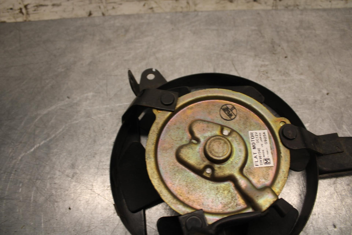 2001 Yamaha YZF R6 ENGINE RADIATOR COOLING FAN 5EB-12405-00-00 BB68
