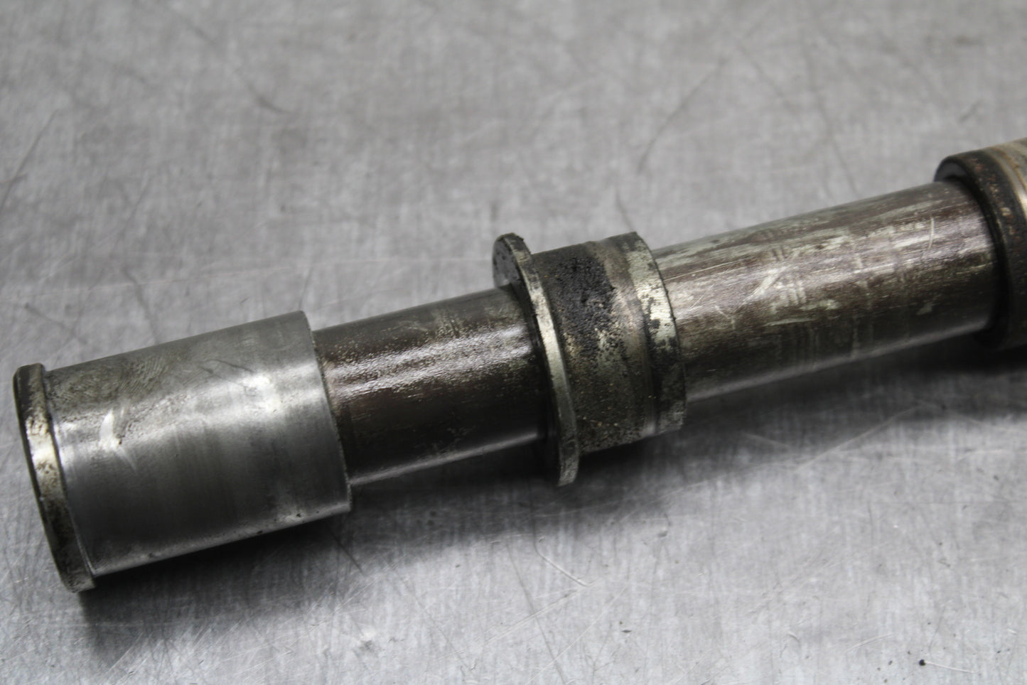 00-02 KAWASAKI NINJA ZX6R FRONT WHEEL RIM AXLE PIVOT BOLT BB750