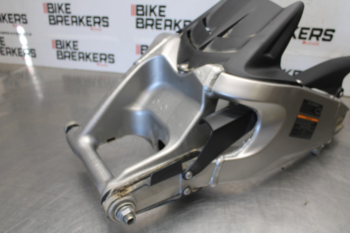 22 KAWASAKI NINJA ZX6R ZX636 ABS 40TH ANNIVERSARY REAR BACK SWINGARM BB911