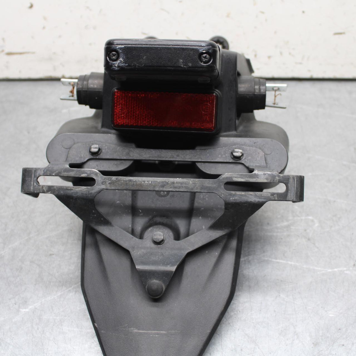 15-18 HONDA CB300FA REAR BACK FENDER MUD GUARD BB646