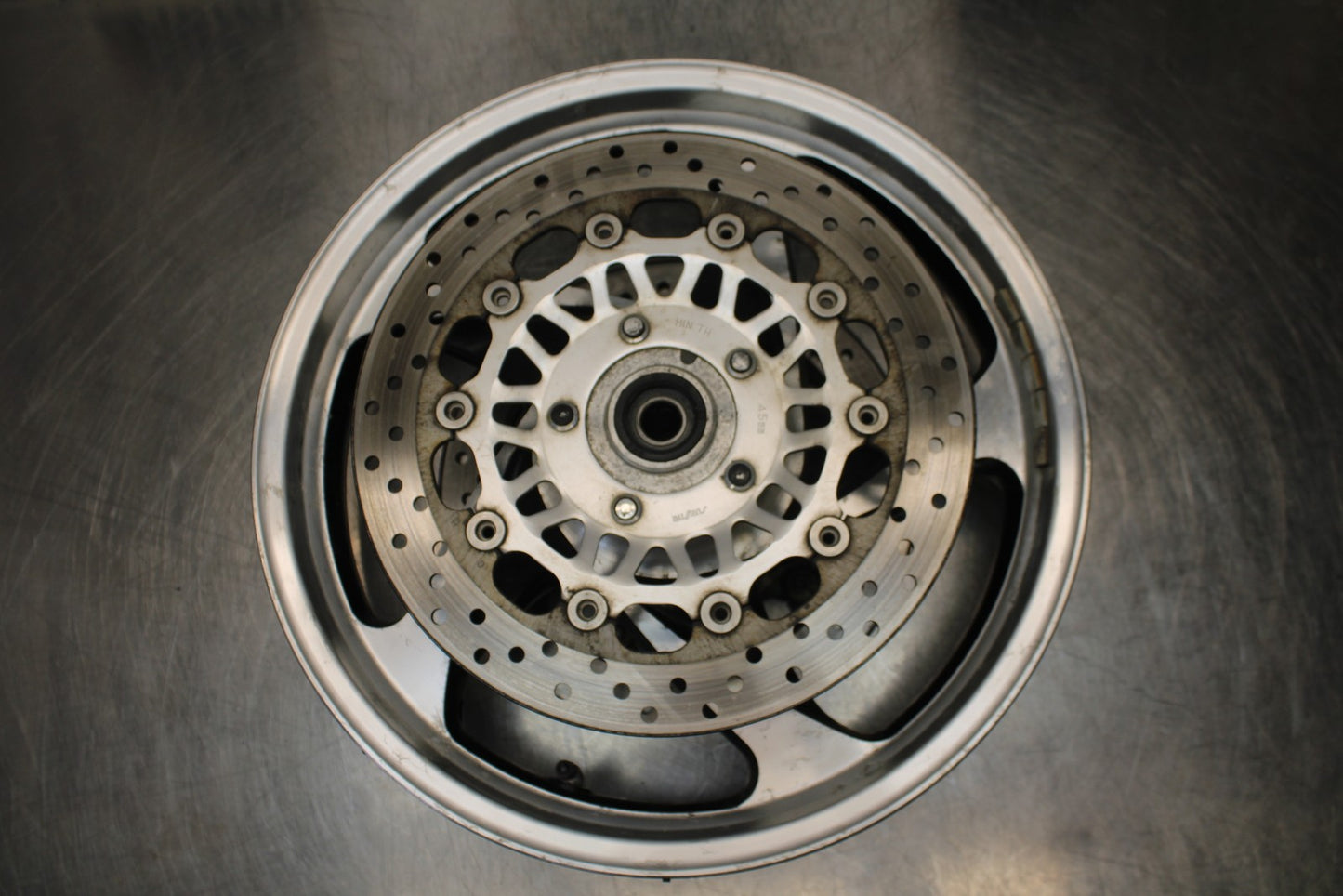 05 TRIUMPH ROCKET III FRONT WHEEL FRONT RIM & ROTORS BB186