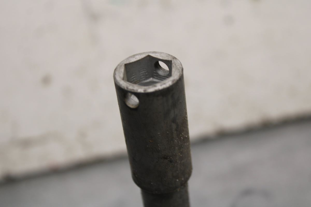 14 HONDA CTX1300A FRONT WHEEL RIM AXLE PIVOT BOLT BB732
