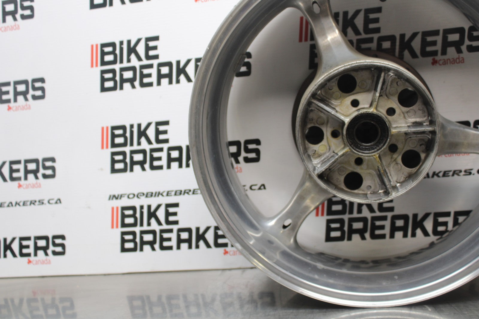07 SUZUKI GSXR1000 REAR WHEEL BACK RIM & ROTOR BRAKE DISC BB770