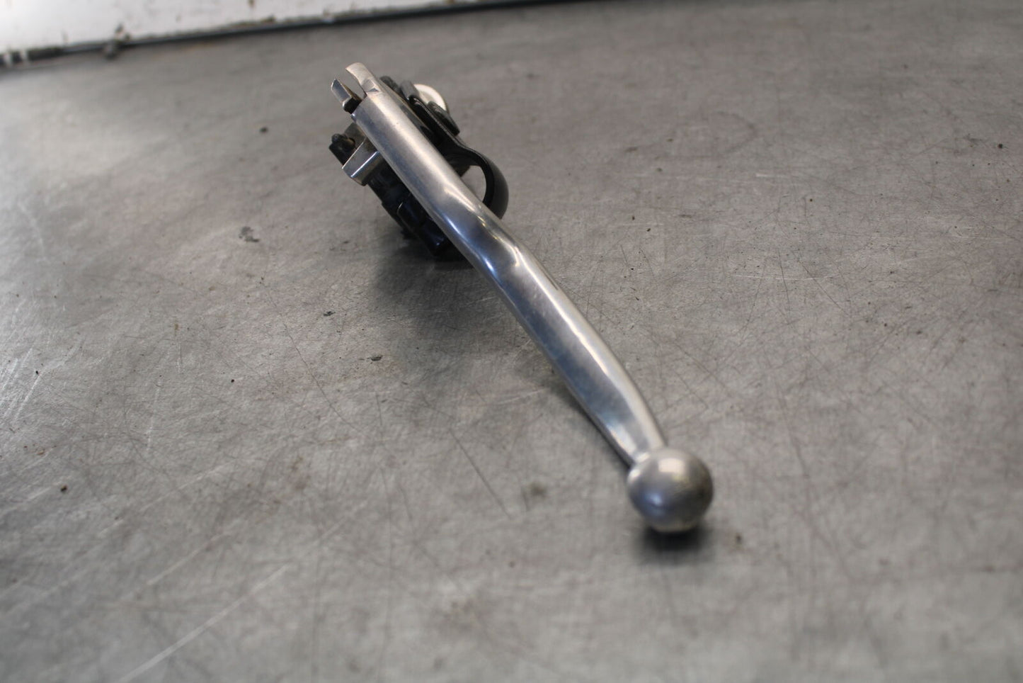 09-15 YAMAHA FZ6R CLUTCH PERCH MOUNT WITH LEVER BB686