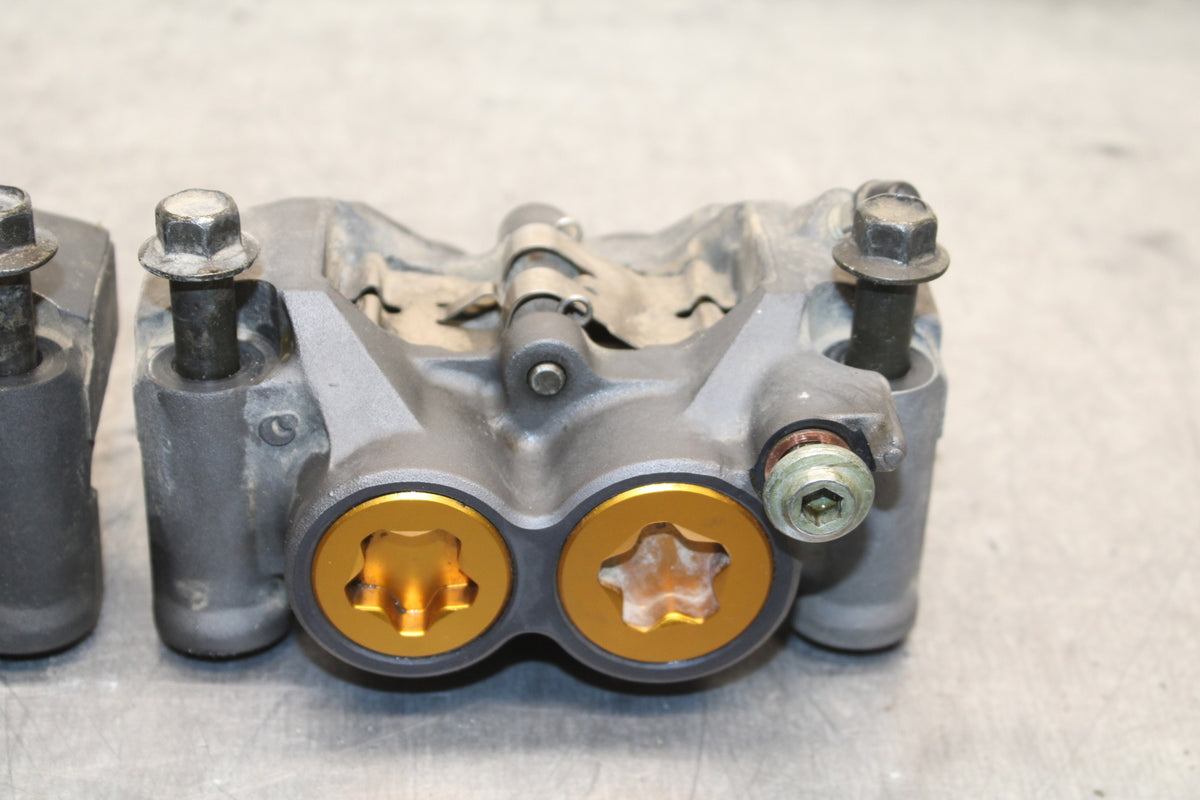 06-07 YAMAHA YZF R6 RIGHT LEFT FRONT BRAKE CALIPER SET PAIR CALIPERS BB742