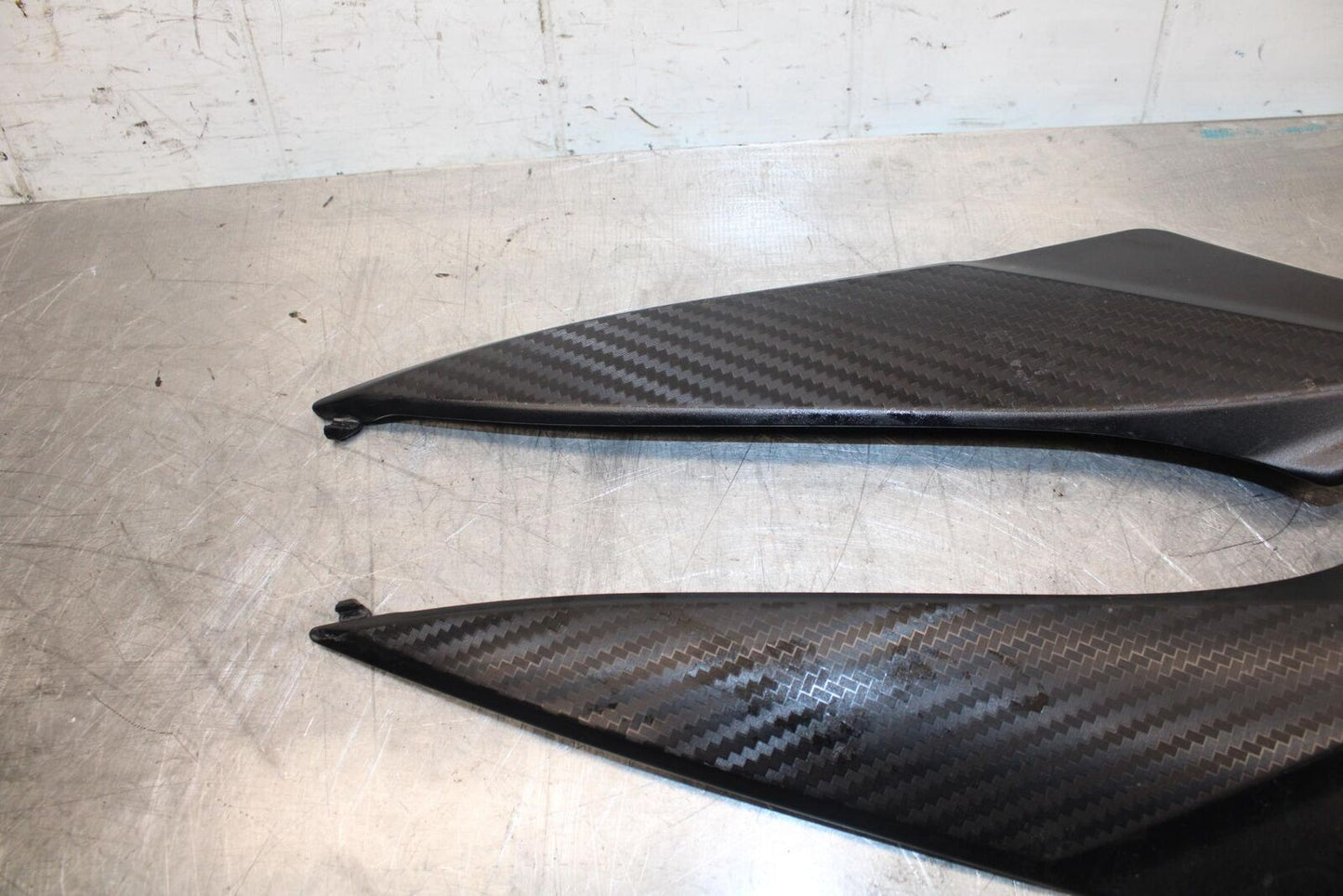 11-21 SUZUKI GSXR750 GAS FUEL TANK PANELS COVERS TRIM SET COWLS  BB492