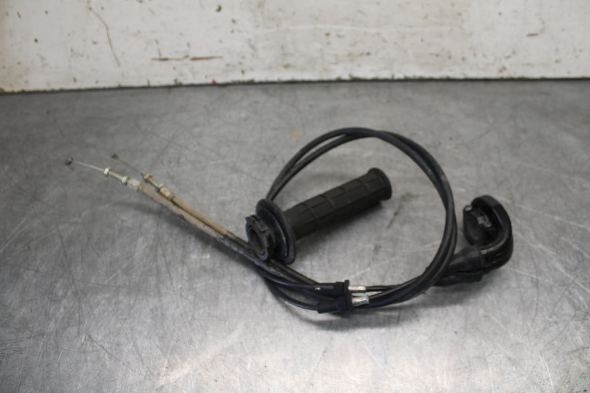08-18 KAWASAKI KLR650 THROTTLE CABLE LINE HOUSING GUIDE BB707