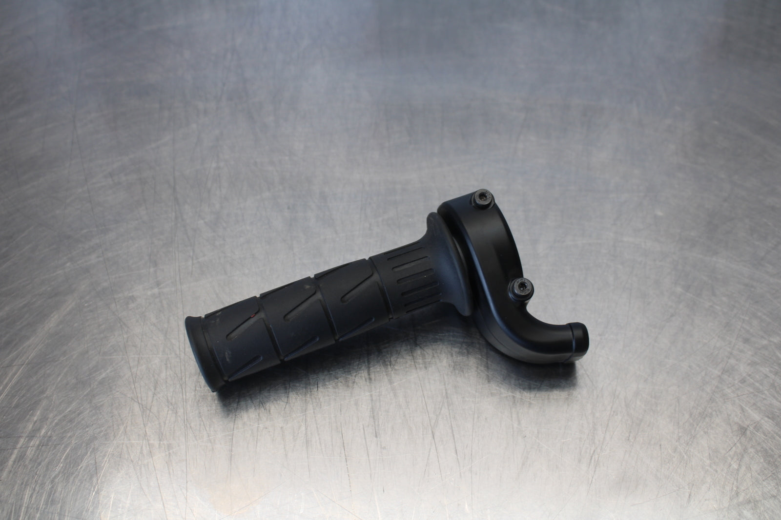 23-24 KAWASAKI NINJA ZX14R NEW!! THROTTLE CABLE LINE HOUSING GUIDE BB169