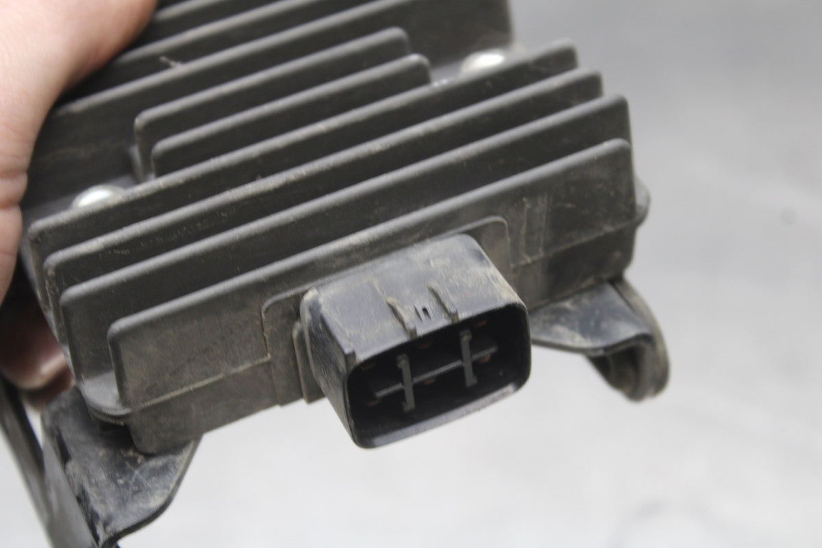 13 KAWASAKI NINJA 650 EX650F ABS RECTIFIER VOLTAGE REGULATOR BB828