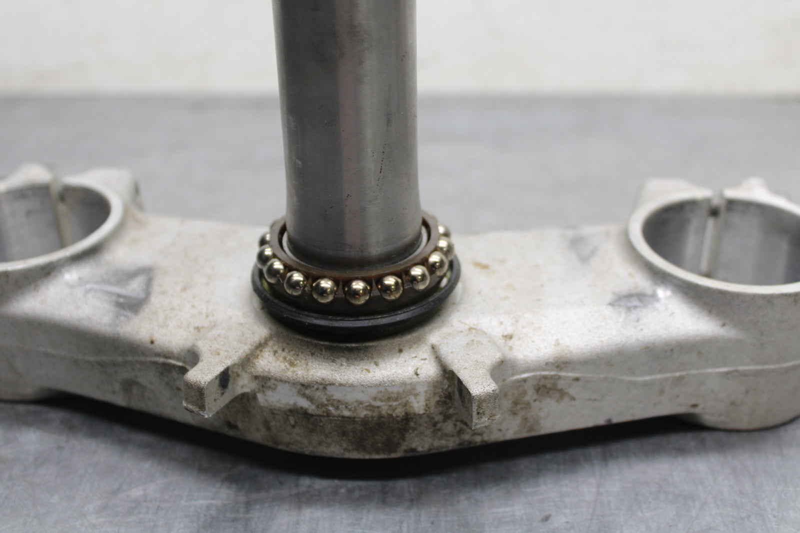 13-18 KAWASAKI NINJA ZX6R FRONT FORKS CLAMP LOWER TRIPLE TREE STEM BB130