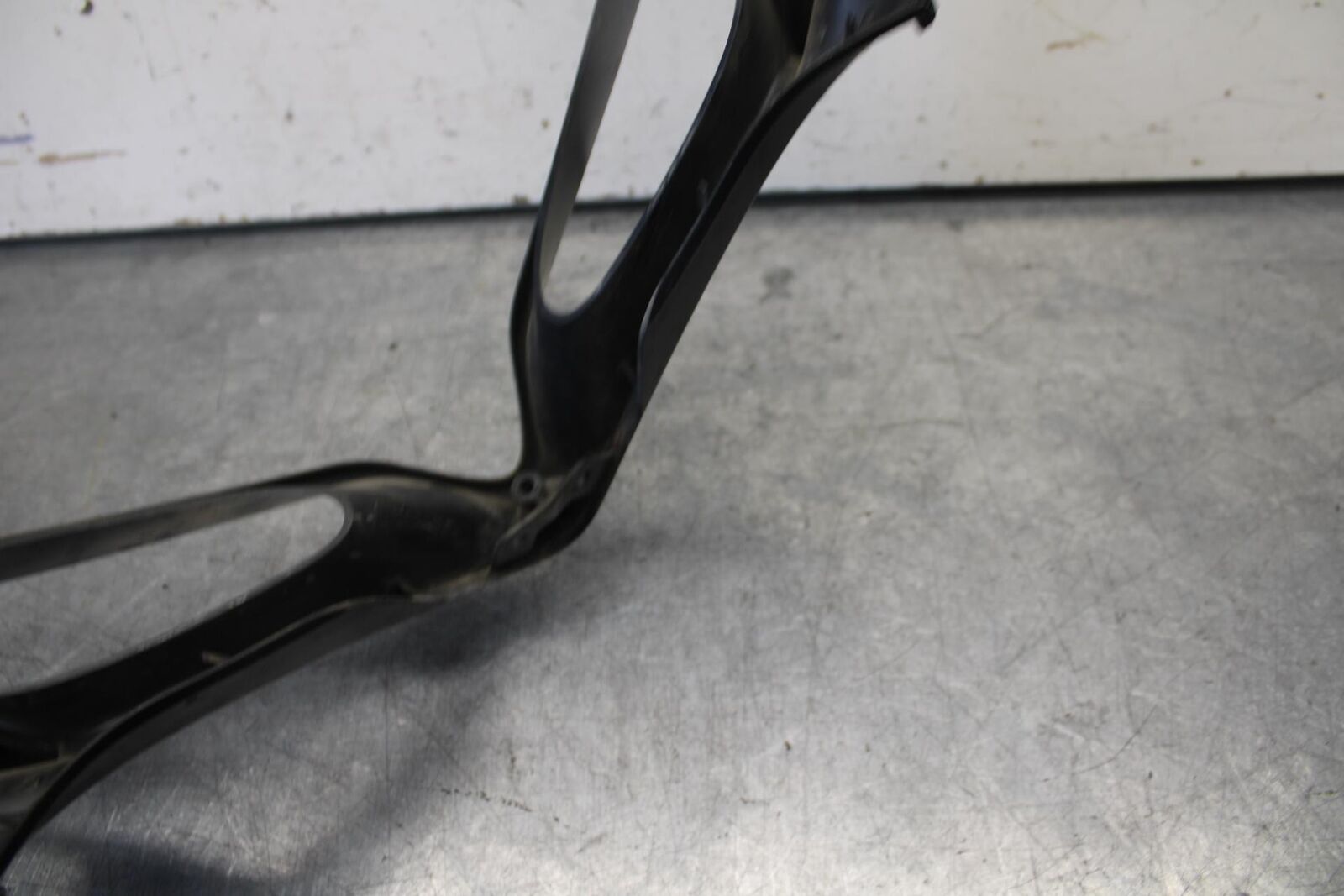 08-10 SUZUKI GSXR 600  FRONT CENTER COWL FAIRING BB101