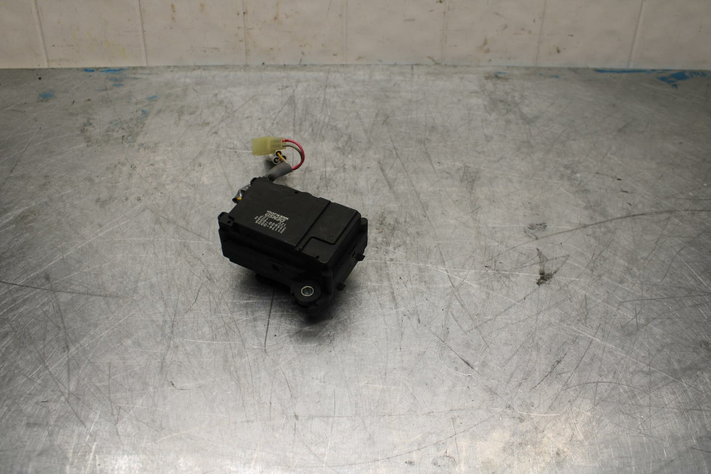 10-13 KAWASAKI Z1000 EXHAUST VALVE SERVO MOTOR BB421