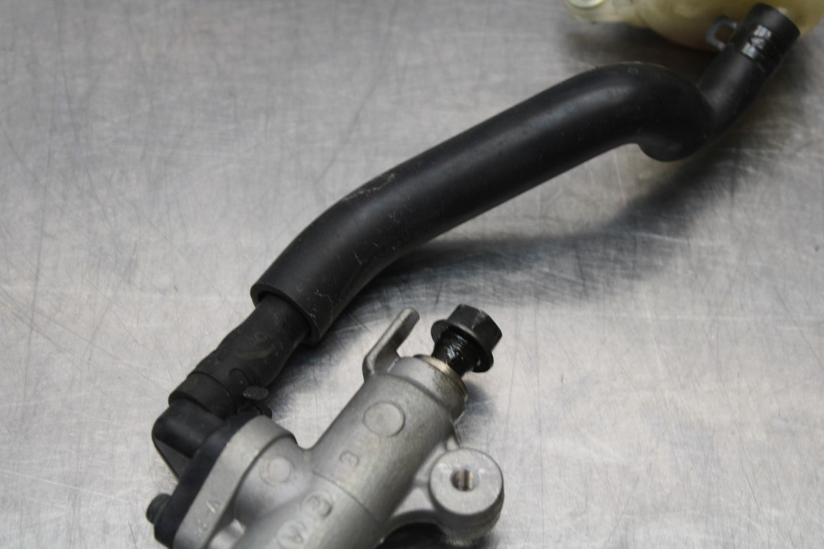 01-06 HONDA CBR600F4I REAR BACK BRAKE MASTER CYLINDER W RESERVOIR BB185