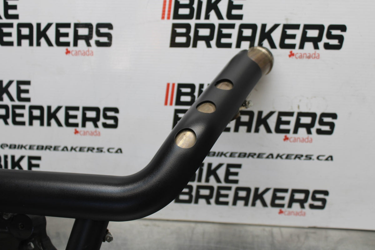 22 HARLEY-DAVIDSON SOFTAIL EXHAUST PIPE BB859