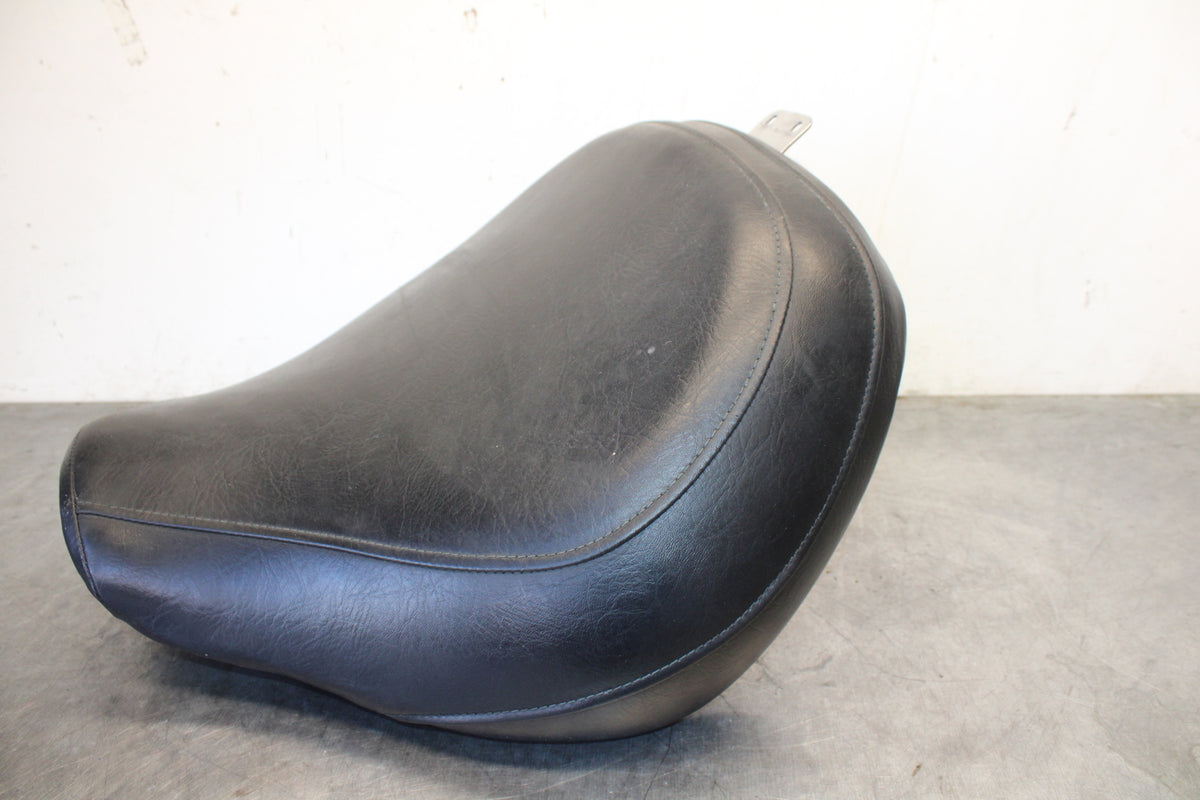 04 SUZUKI INTRUDER 800 FRONT DRIVERS SEAT BB758