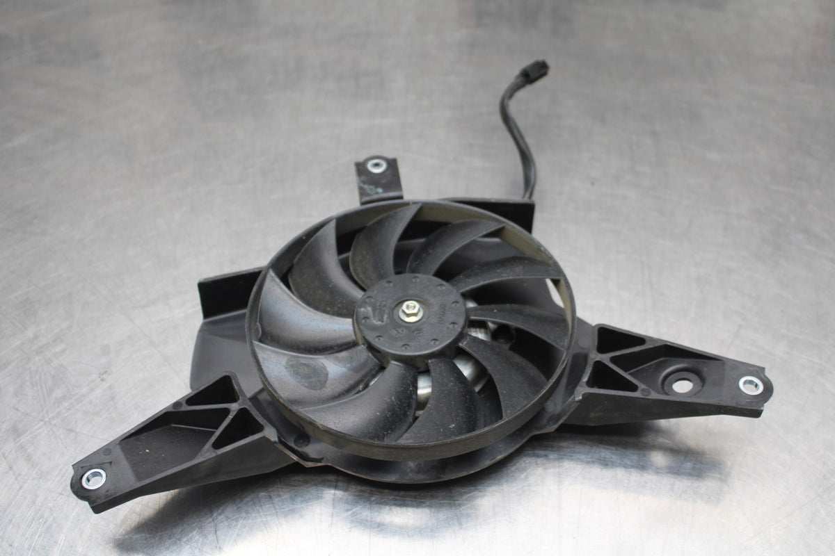22-25 YAMAHA YZF R7 ENGINE RADIATOR COOLING FAN BB769