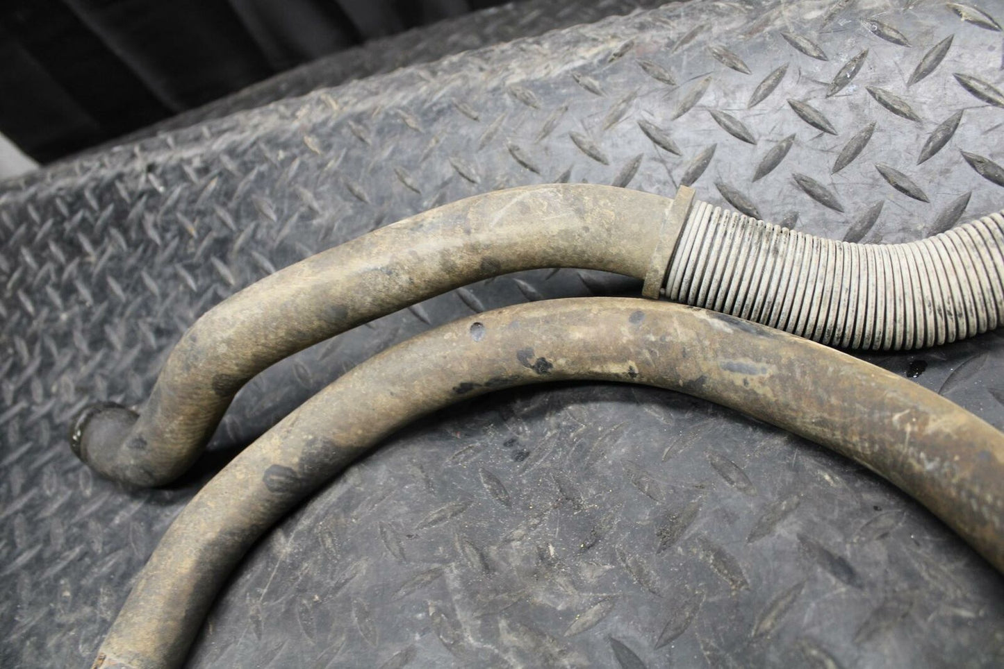 2004 Yamaha Banshee 350 YFZ350 RADIATOR HOSES ENGINE COOLANT WATER PIPES  BB232
