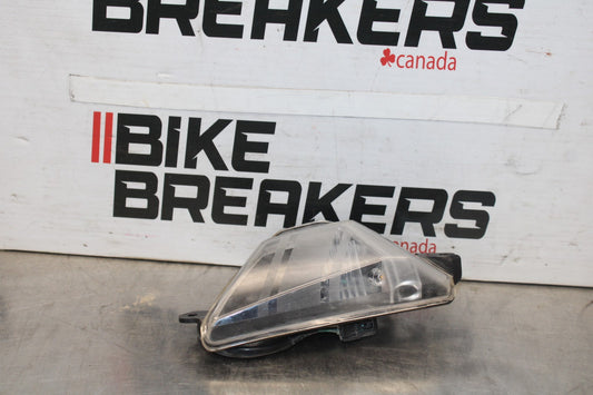 24-25 KAWASAKI NINJA 500 EX500J ABS LEFT FRONT TURN SIGNAL LIGHT INDICATOR BB934
