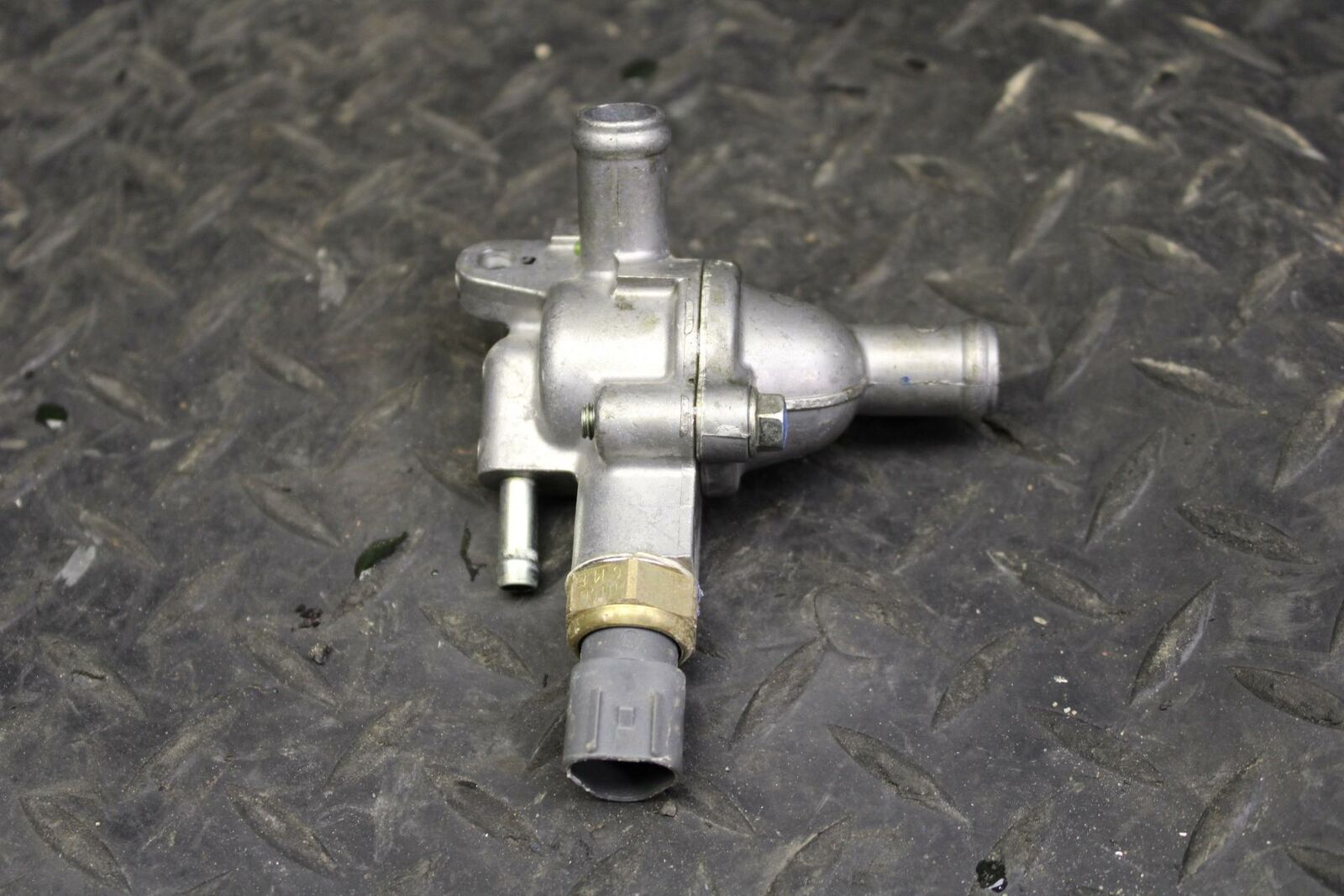 08 HONDA CBR125R THERMOSTAT HOUSING BB180